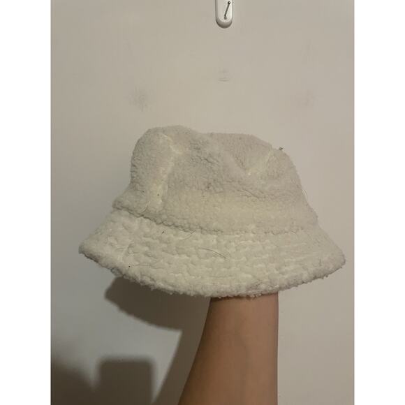 Official Coca Cola Sherpa Bucket Hat OS White - Picture 3 of 5